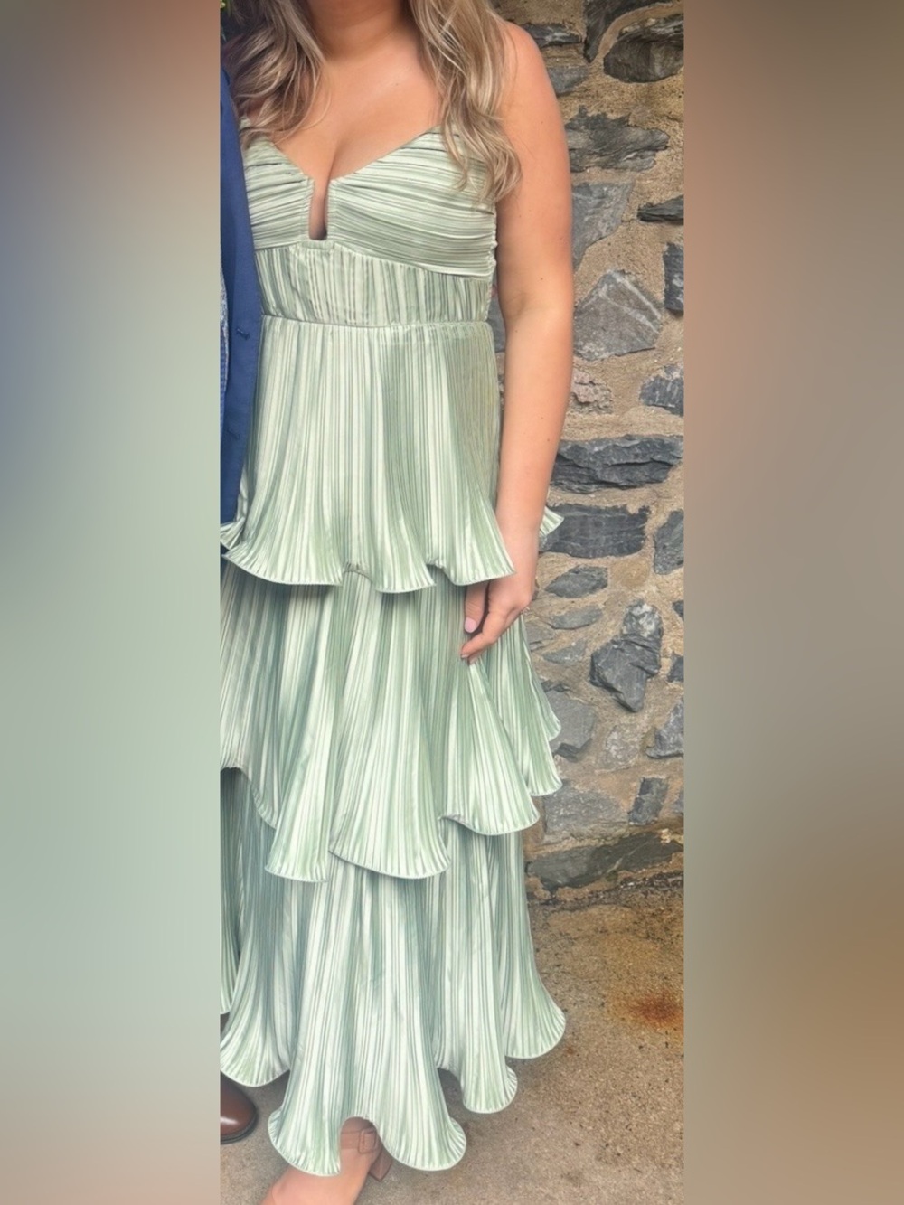 ASTR The Label Lupin Pleated Tiered Maxi Dress Size M